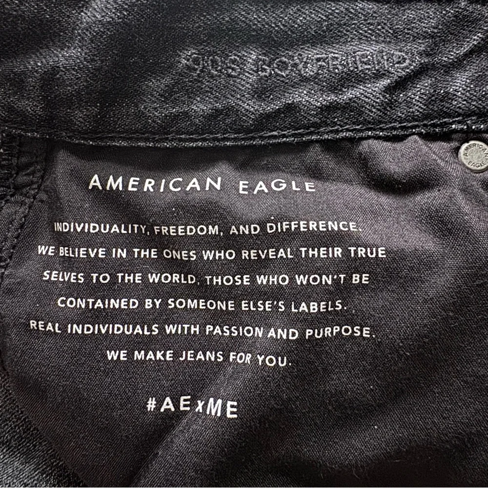 American Eagle Highest Rise ’90s Boyfriend Jeans – Size 6 - Picture 10 of 11